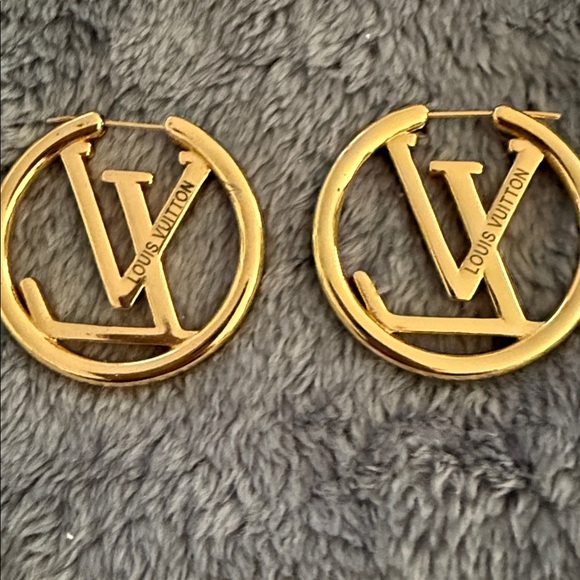 Louis Vuitton Gold Monogram Earrings - Picture 2 of 4